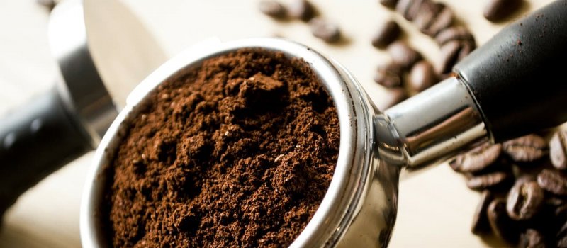 5 zaskakujących zastosowań fusów po kawie
