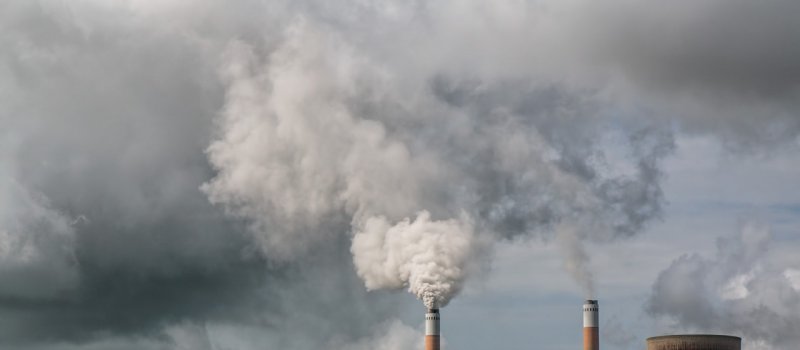 Główne przyczyny powstawania smogu