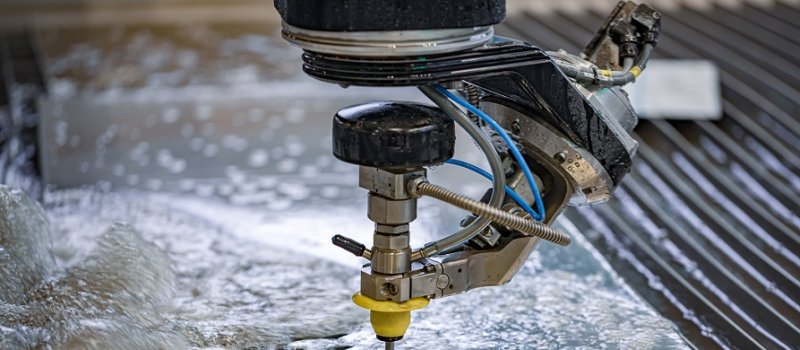 Kilka zalet technologii i maszyn Waterjet