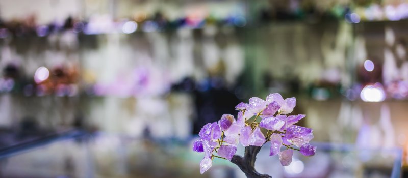 Poznaj ametyst - jeden z najsilniejszych kamieni naturalnych